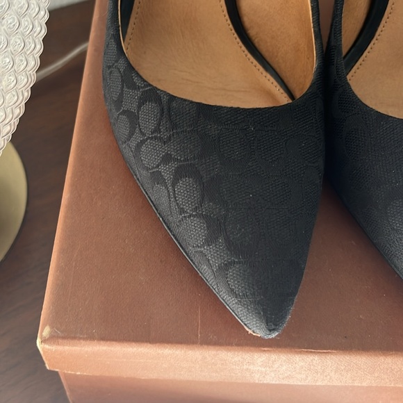 Coach pointy toe heels Size 10 - Picture 2 of 9